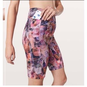 LULULEMON On Pace Shorts Sun Daze Pink 12  10in